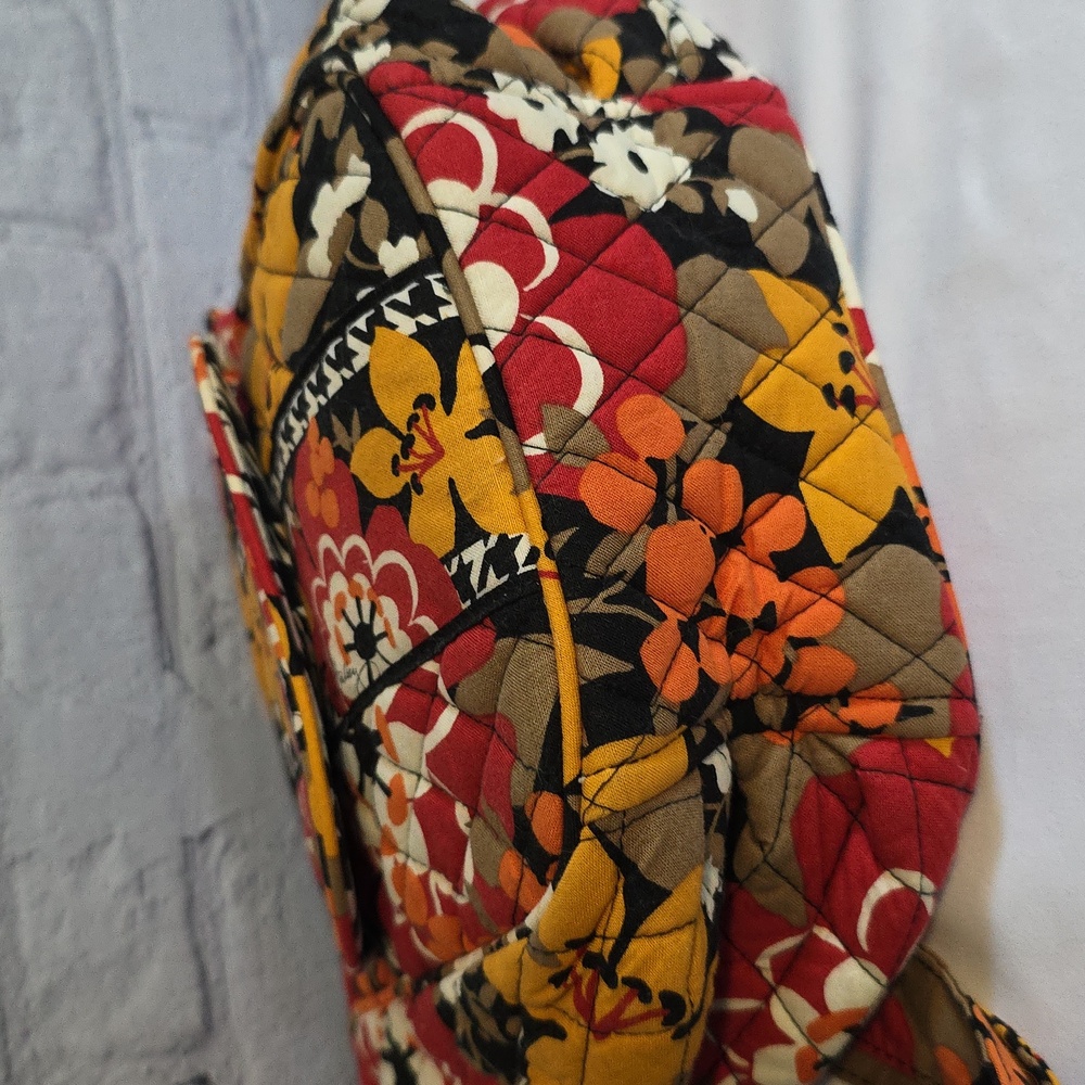 Vera Bradley retired "Bittersweet" pattern Clare crossbody bag - Picture 8 of 12